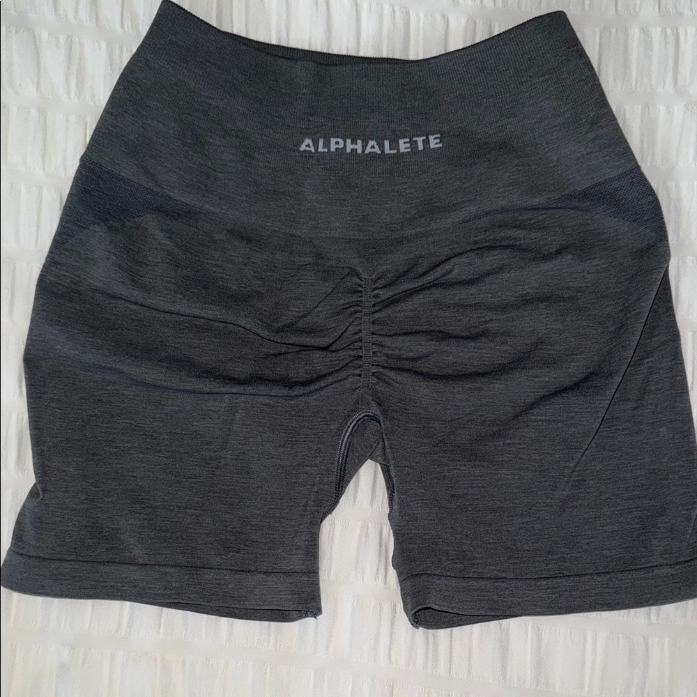 Alphalete Women's Titanium 4.5” Bike Shorts